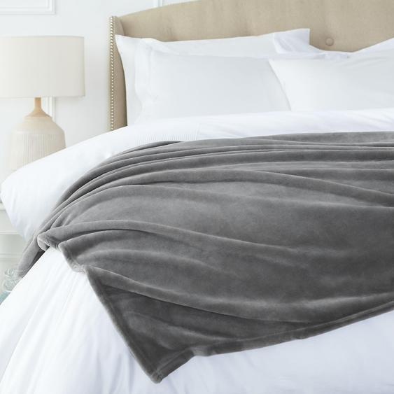 Amazon Basics Couverture douillette, Non chauffante, en peluche douce et veloutée, 168 x 229 cm, Gris
