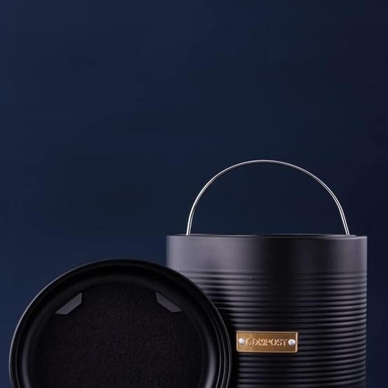 Bac à compost OTTO | poubelle hermétique gfe cuisine 2,5 L | acier noir revêtu avec couvercle | filtre à charbon actif interchangeable | 17,5 cm | pour déchets de cuisine compostables