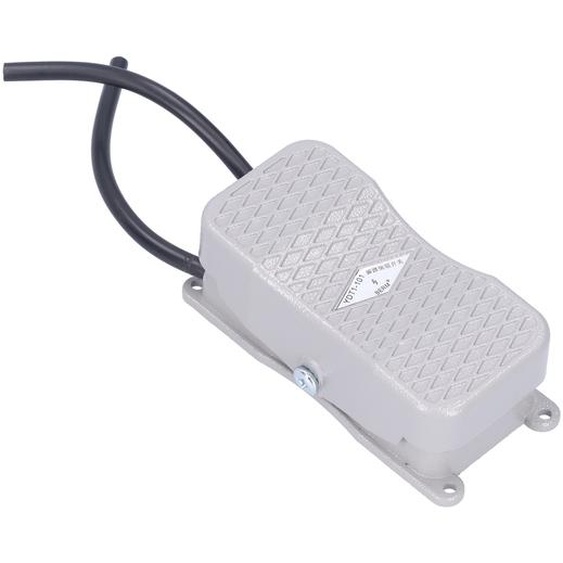 BERM Foot Pedal Switch Metal NonSlip On Off Controller 250V YDT1101 for Automation Control (Interrupteur à pédale en métal antidérapant pour contrôle dautomatisation)