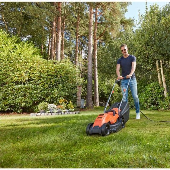 Black & Decker Elektro-Rasenmaeher,1200W,32cm