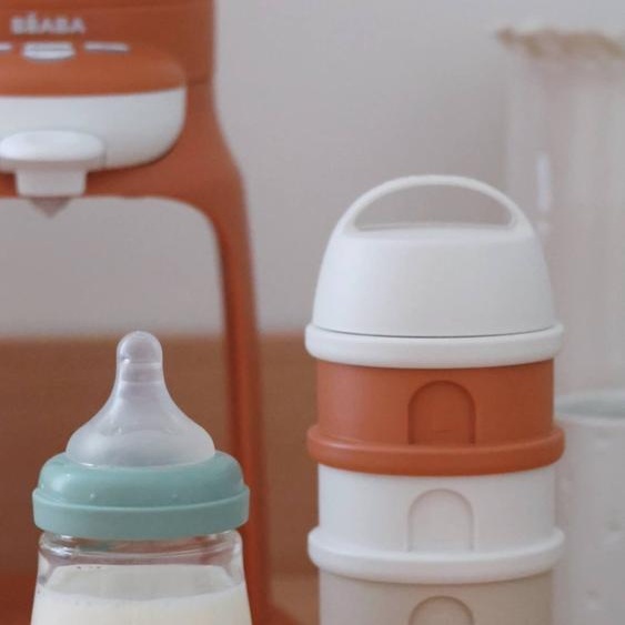 Boîte doseuse de lait 4 compartiments cotton white/terracotta