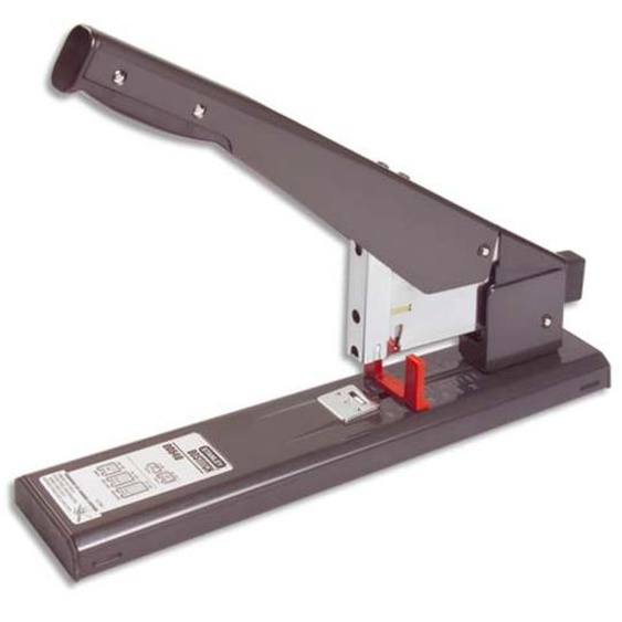 BOSTITCH Agrafeuse brocheuse 215 feuilles, utilise les agrafes 23/10 à 23/24. Coloris Noire