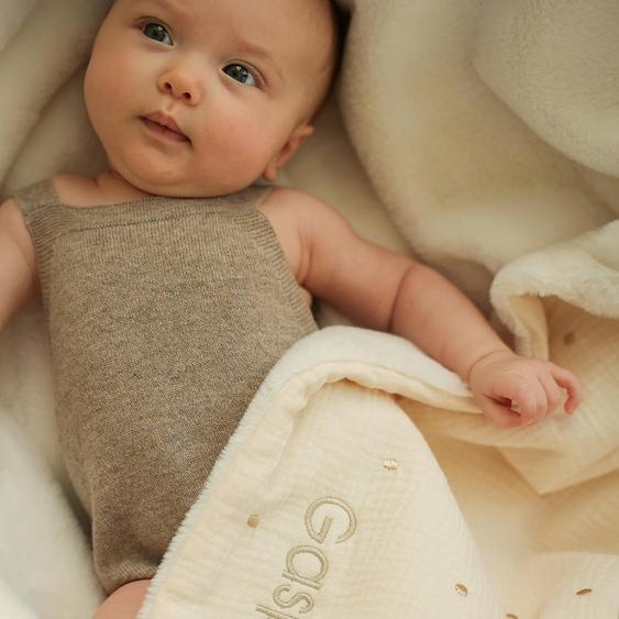 Couverture naissance en gaze de coton personnalisable écru