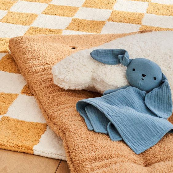 Doudou en gaze de coton personnalisable et sa valisette bleu