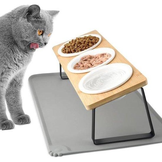 Ensemble de distributeur de nourriture Famanu composé de 3 bols en céramique avec tapis de nourriture en silicone - inclinaison de 15°