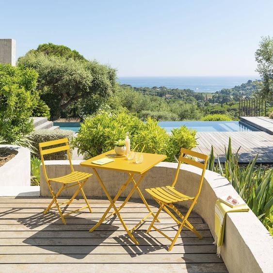 Ensemble table de jardin pliante carrée + 2 chaises GREENSBORO Jaune moutarde places - Acier traité époxy, Traitement antirouille renforcé Hespéride