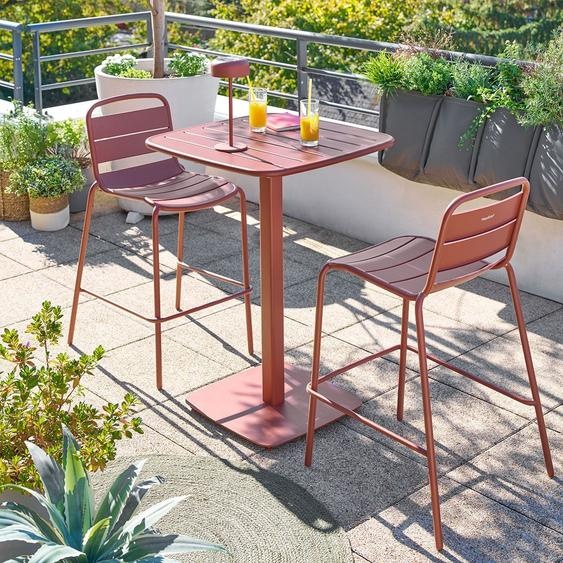 Ensemble table haute de jardin carrée + 2 chaises hautes ALEGORIA Acajou places - Acier traité époxy, Traitement anti-rouille renforcé Hespéride