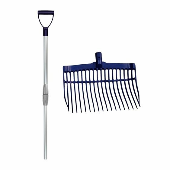 Fourche à fumier KS bleue avec alu. Manche télescopique dans un carton