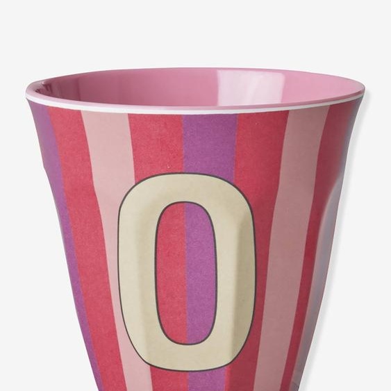 Gobelet rayé en mélamine LETTRE O rice, Medium 250 ml multicolore