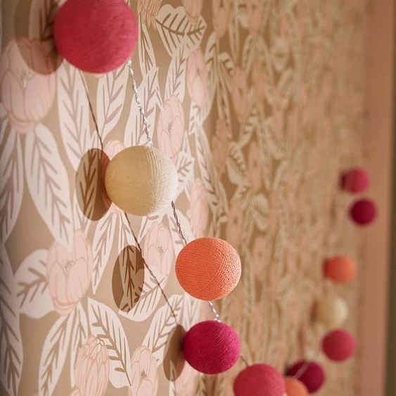 Guirlande boules lumineuse avec interrupteur framboise
