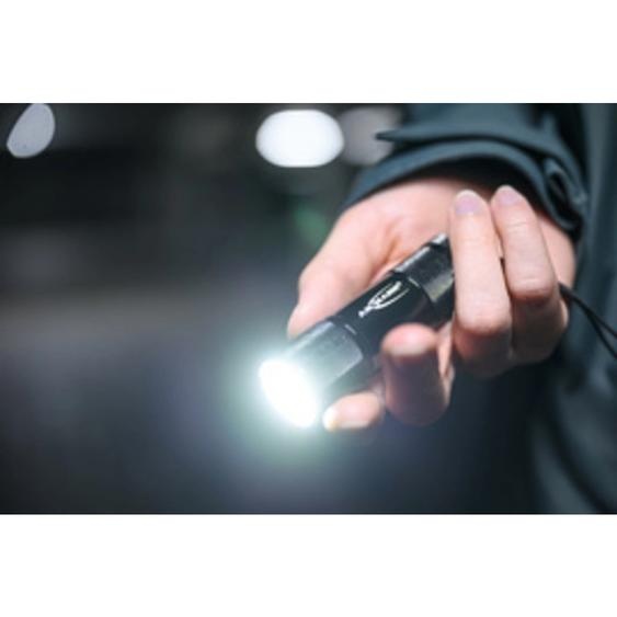 Lampe de poche LED ACTION COB LED, à piles