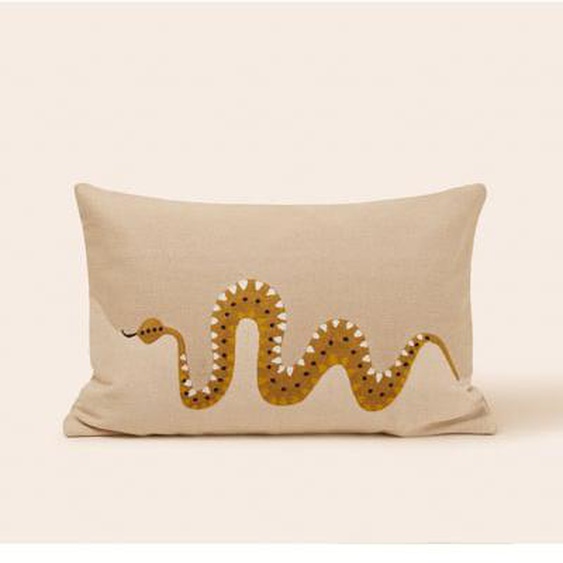 MADURA - Housse de coussin Teoti  en Coton rebrodé dun serpent en chaînette Beige