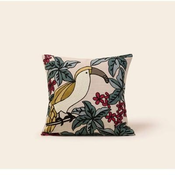 MADURA - Housse de coussin Tucana  en  Coton rebrodé de point de chaînette au motif animalier Naturel