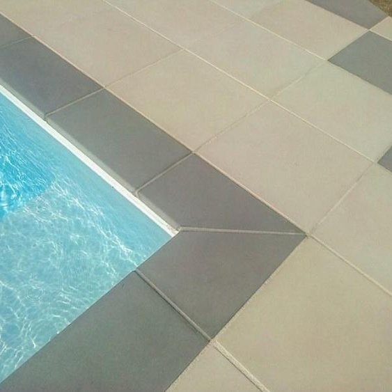 Margelle piscine MISTRAL : bassin de 9.00 x 4.50 m