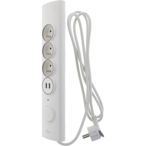 Multiprise Delta para foudre 4 x 16A + 2 x USB 2.4