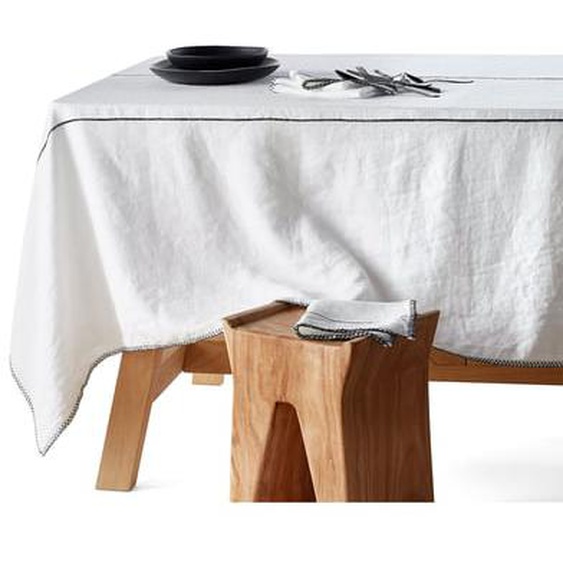Nappe en lin, Tojos