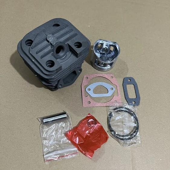 NONE Jeu danneaux de PISTON de cylindre 46MM pour pièces de scie à chaîne ZOMAX ZM4600 4600 58cc