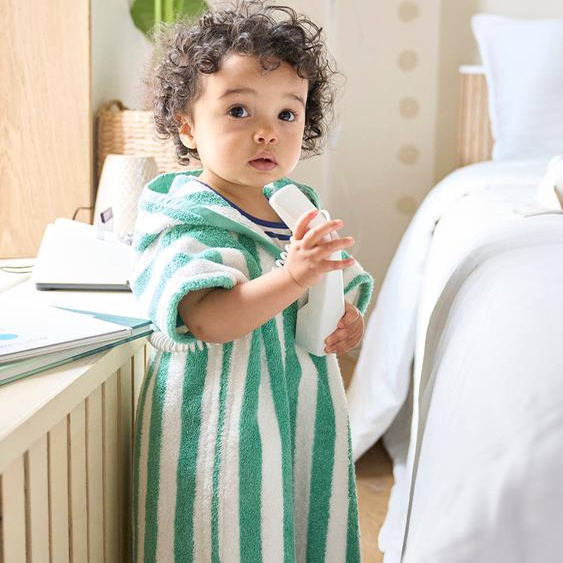 Poncho de bain bébé à rayures personnalisable vert