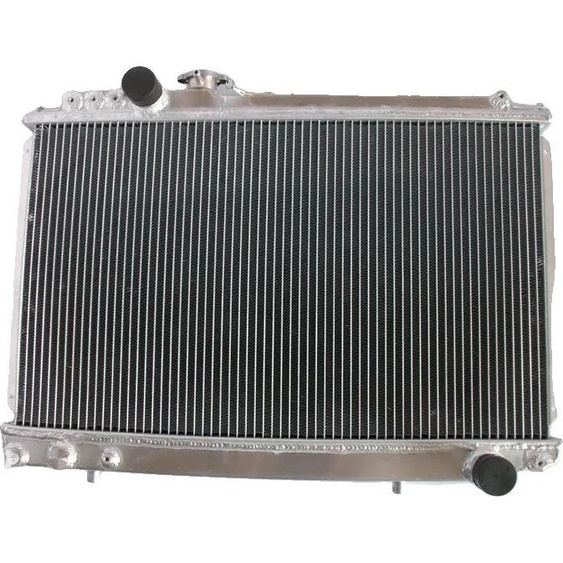 Refroidisseur en aluminium, dimensions du noyau H375mm × L635mm × P50mm, dimensions totales H471mm × L660mm × P61mm, taille dentrée 35mm, taille de sortie 35mm, 2 rangées