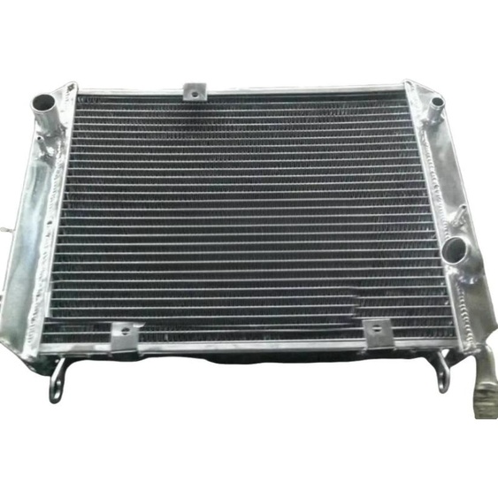 Refroidisseur en aluminium, Haute capacité de refroidissement, Construction robuste, Noyau brasé sous vide, Design léger