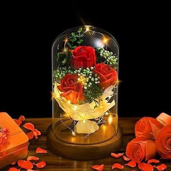 Rose éternelle sous cloche de verre avec lumière LED et base - Rouge - Objets décoratifs rouge