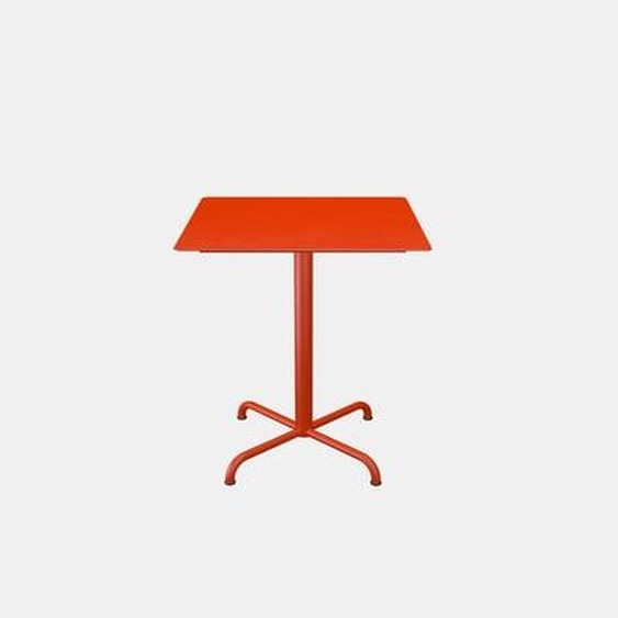 Table de bistrot PICO 4 étoiles pied 60 x 60 cm - cayenne
