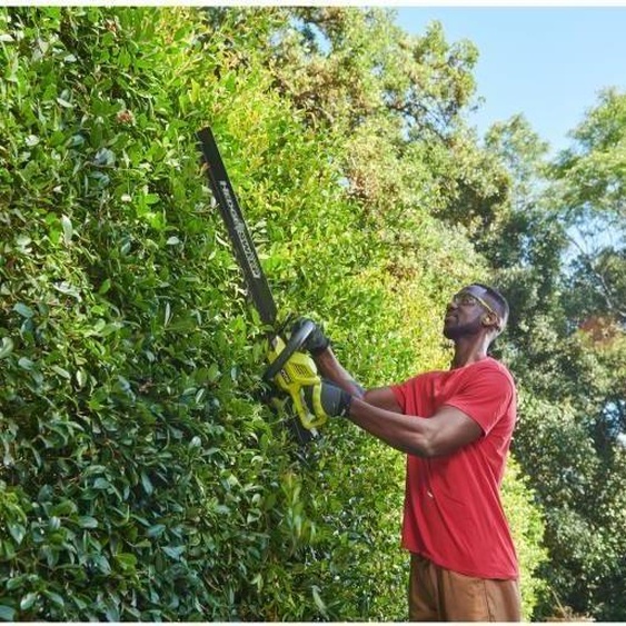 Taille-haies - RYOBI - 36 V - Lames 60 cm - Ecartement 26 mm - Fonction scie - 1 batterie lithium+ 36V 2,0 Ah et 1 chargeur 1,7 A