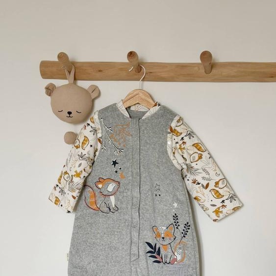 Turbulette Dhiver En Velours Avec Pieds Retroussables Et Manches Amovibles Petit Loup Gris