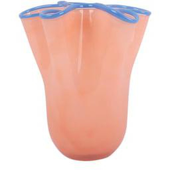 Vase Ruffles