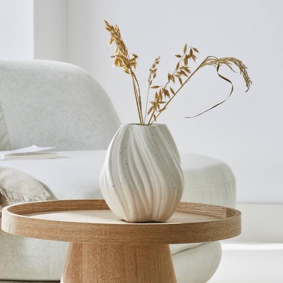Vase twisté en porcelaine blanche mouchetée -